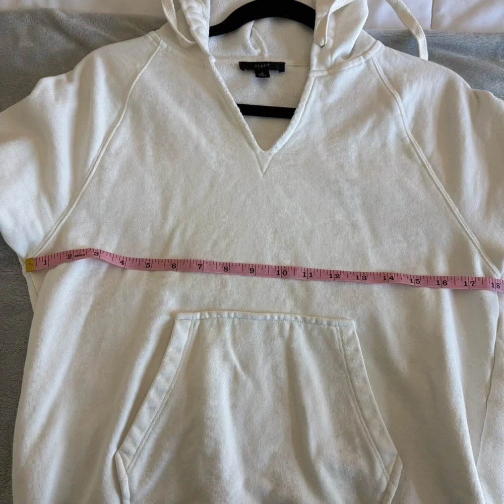 J.Crew Women’s White Long Sleeve Hoodie